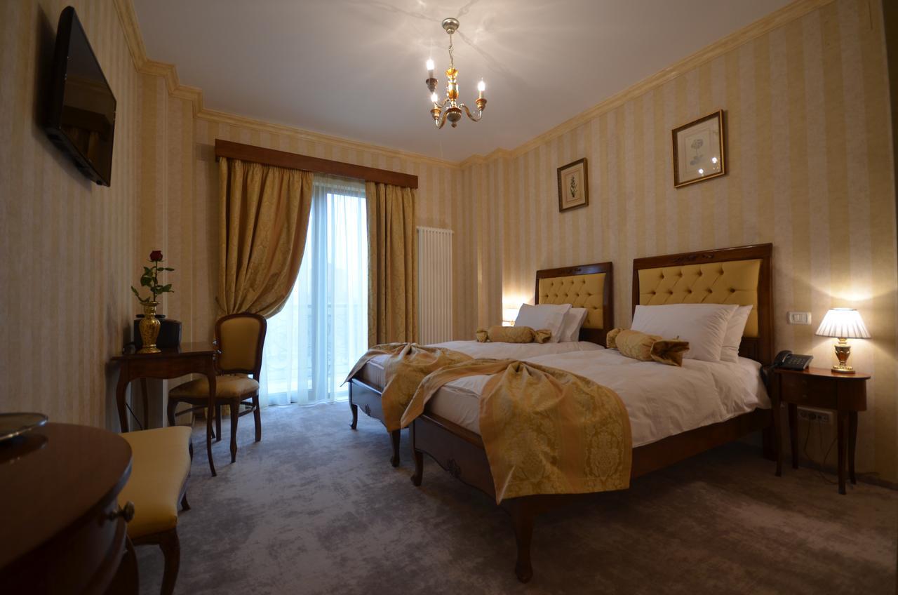 The Arlington Boutique Hotel Craiova Cameră foto